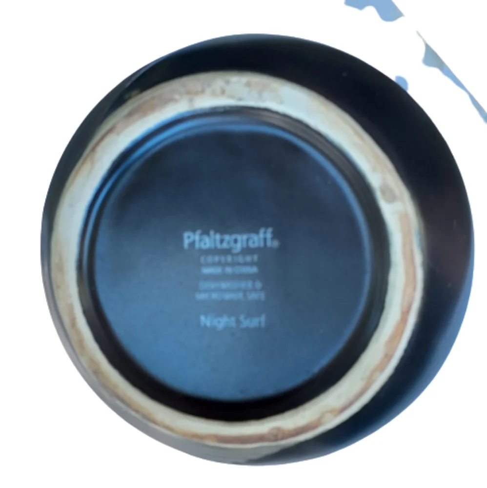 Pfaltzgraff Night Surf Black 1 Quart Carafe Vase